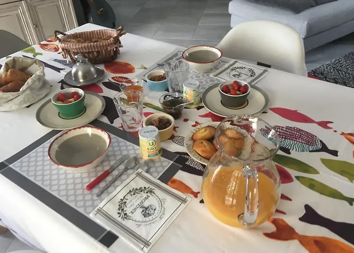 Les Melias 3* Arpaillargues-et-Aureillac